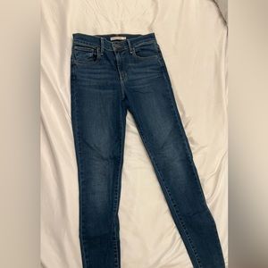 Levis Skinny 720 Super Skinny Jean